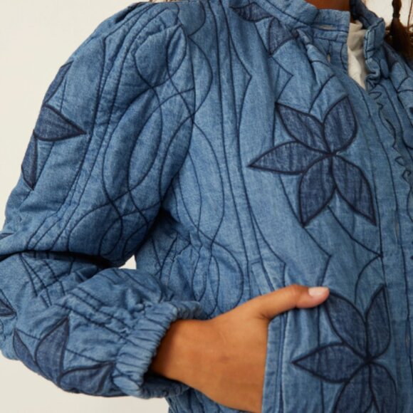 NEW FREE PEOPLE Stars Jacket Blue Quinn Boho Style Puffy Soft Quilted Jacket - Picture 7 of 11